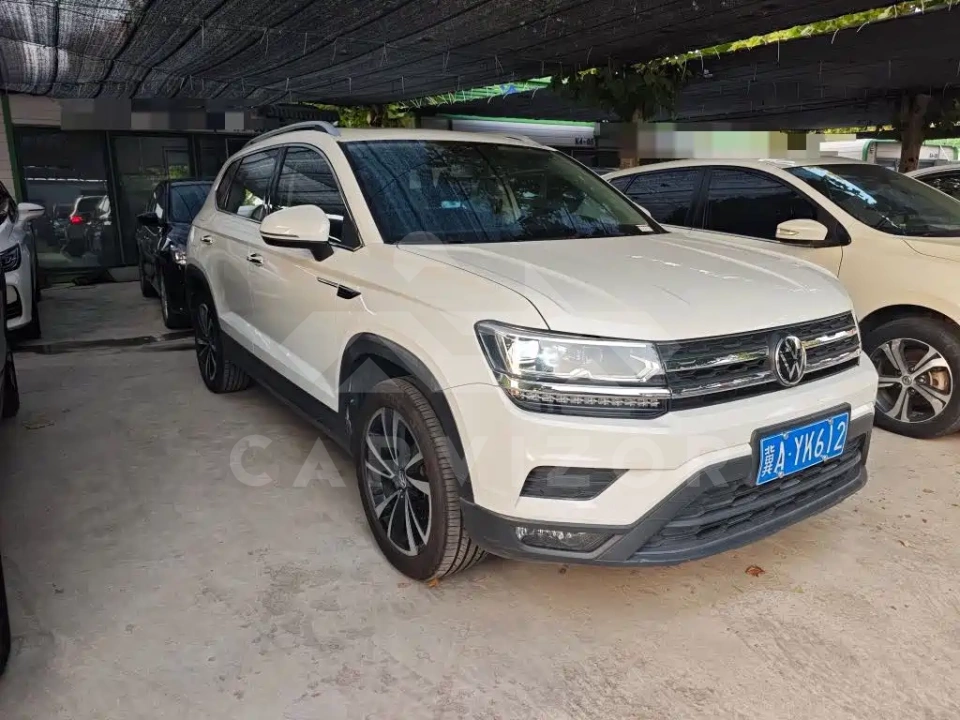Volkswagen Tharu
