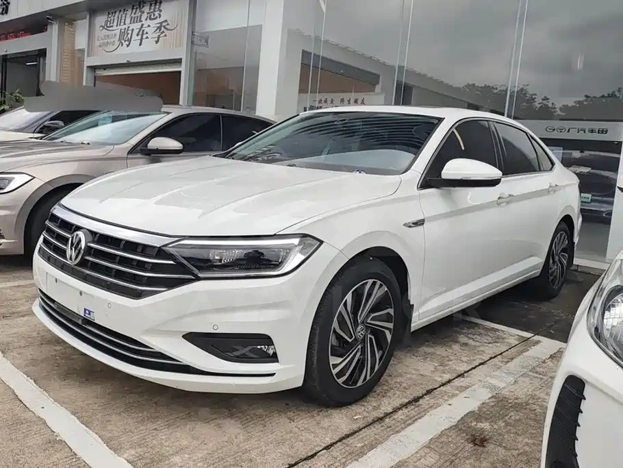 Volkswagen Sagitar