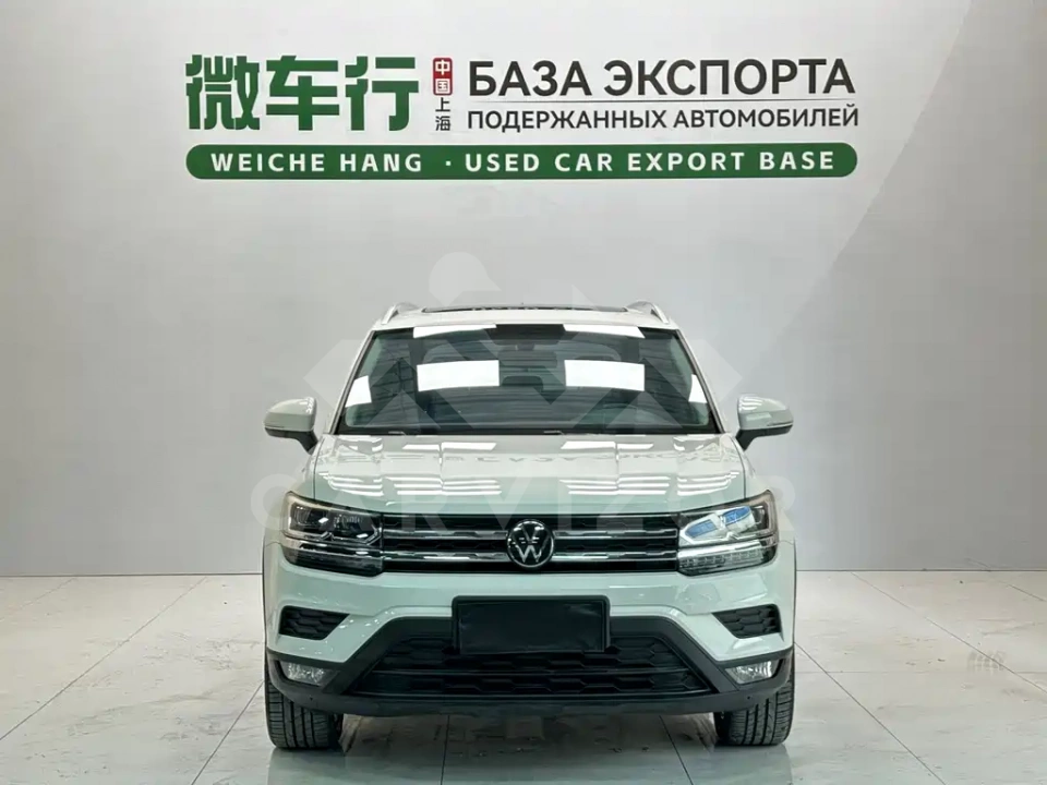 Volkswagen Tharu