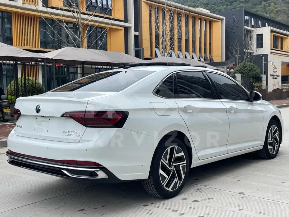 Volkswagen Sagitar