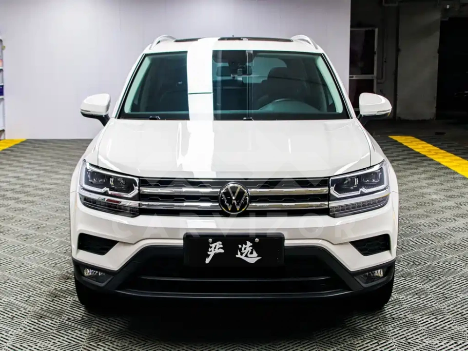 Volkswagen Tharu