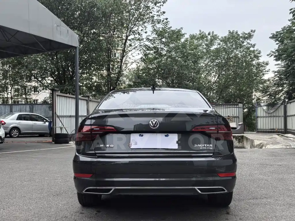 Volkswagen Sagitar