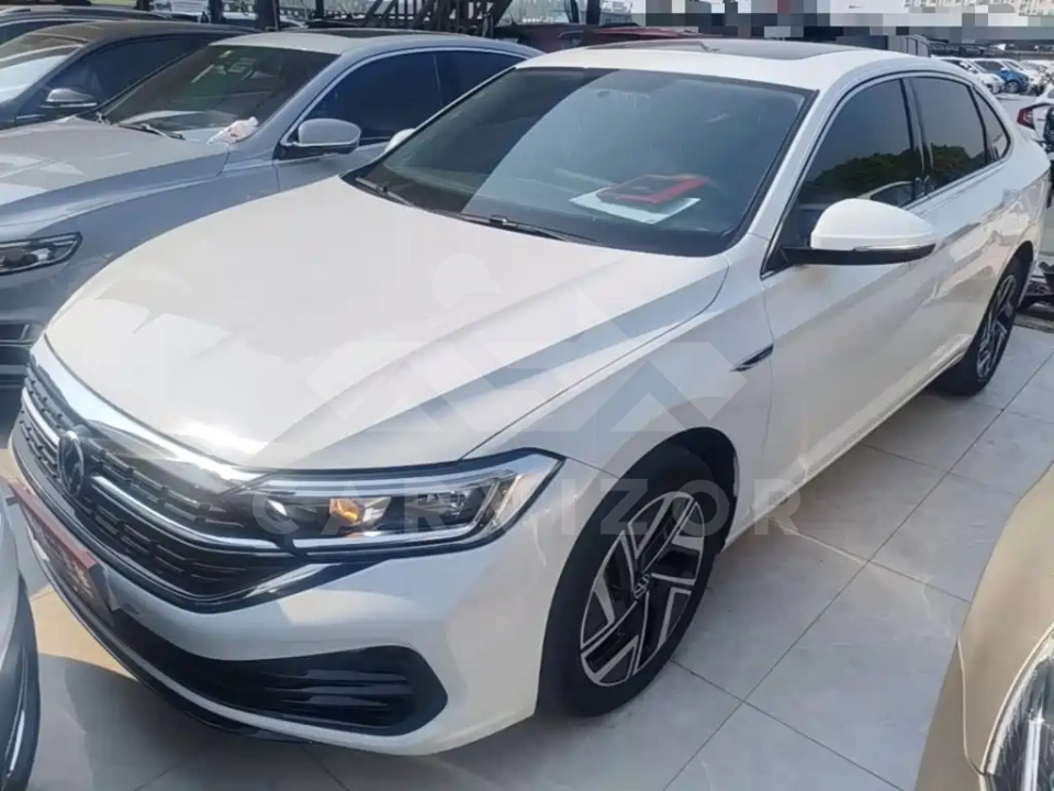 Volkswagen Sagitar