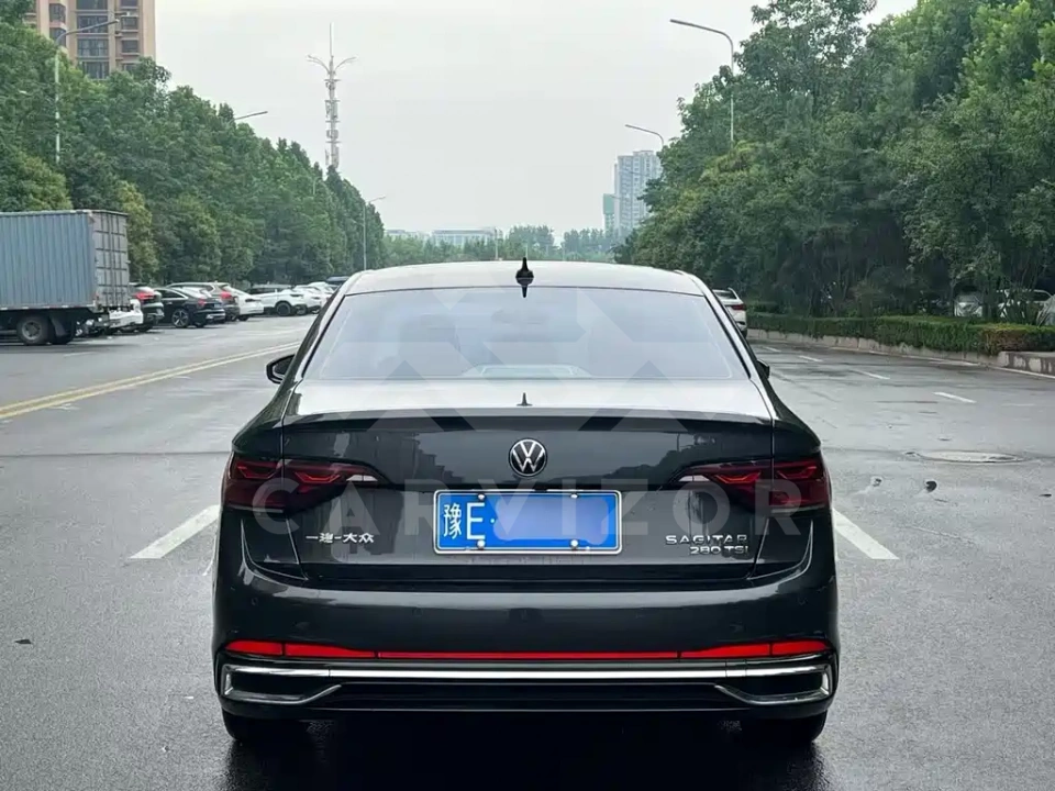 Volkswagen Sagitar