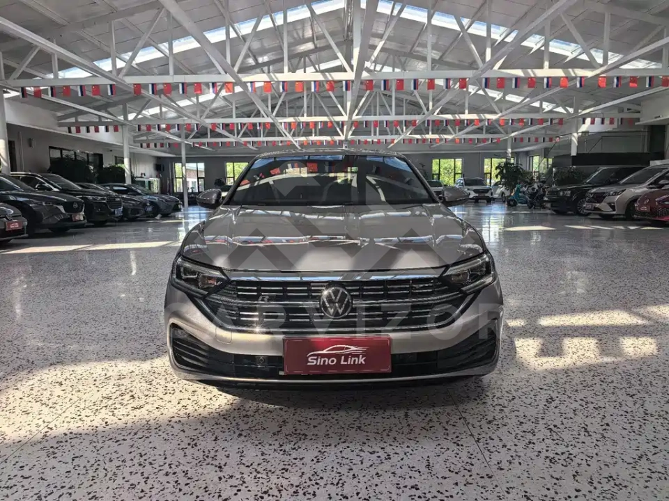 Volkswagen Sagitar