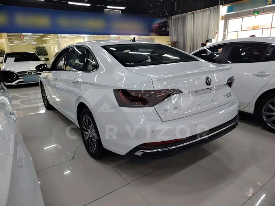 Volkswagen Sagitar