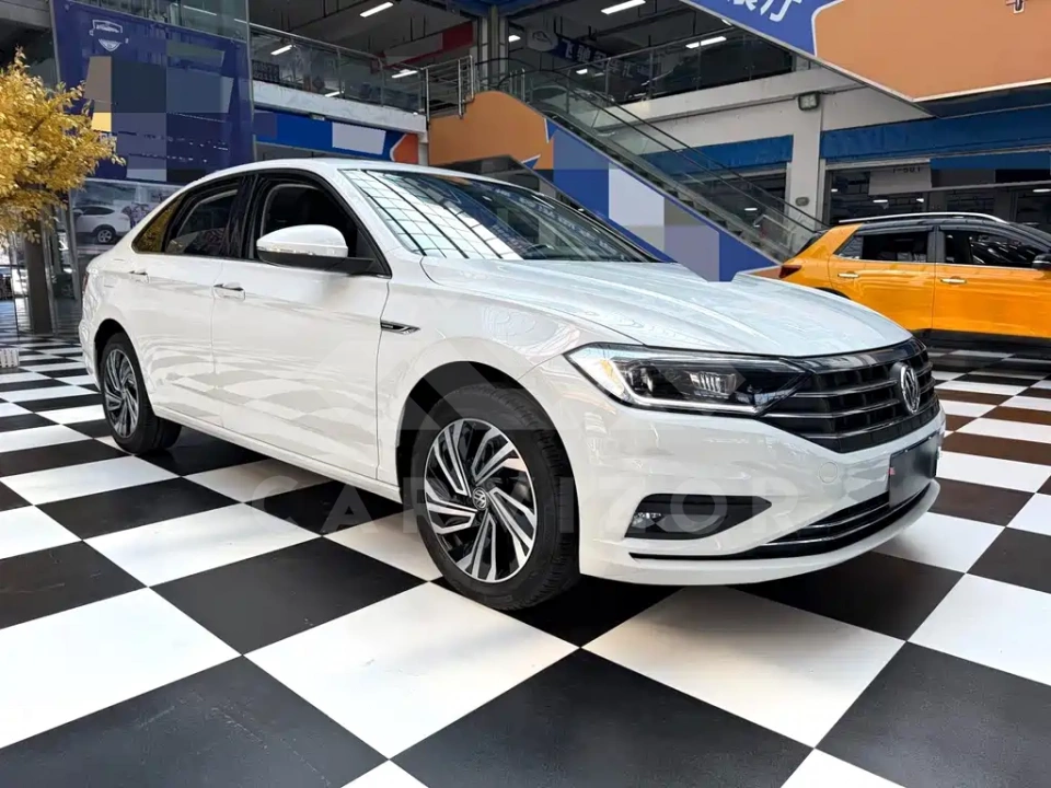Volkswagen Sagitar