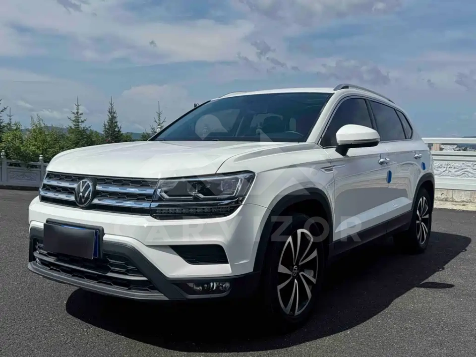 Volkswagen Tharu