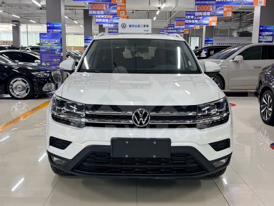 Volkswagen Tharu