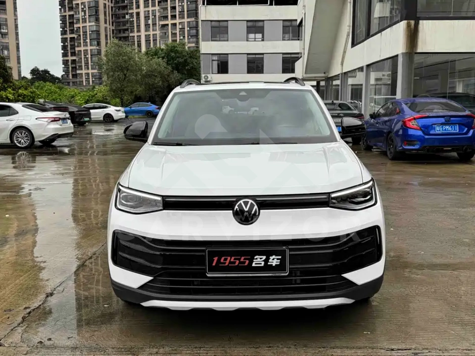 Volkswagen Tharu