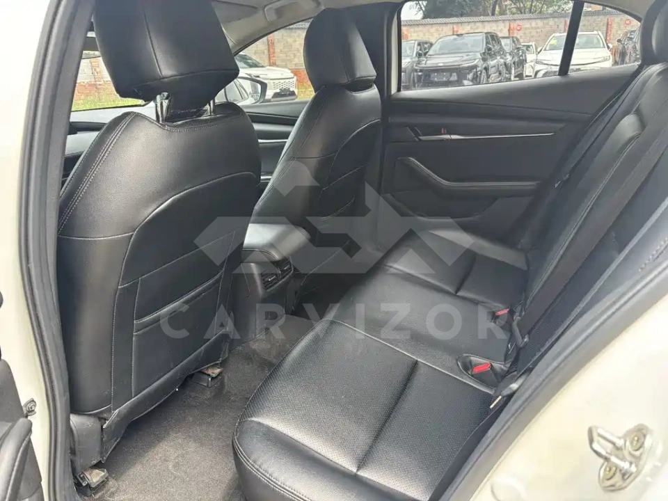 Mazda 3 Axela