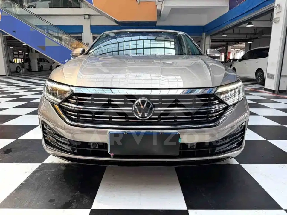 Volkswagen Sagitar