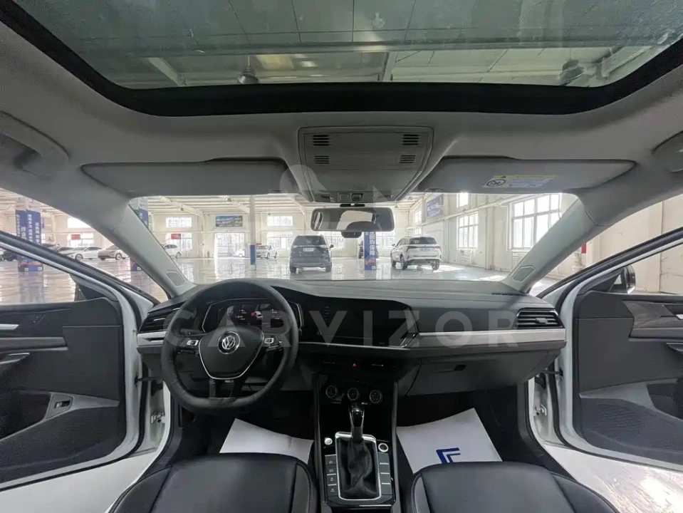 Volkswagen Sagitar