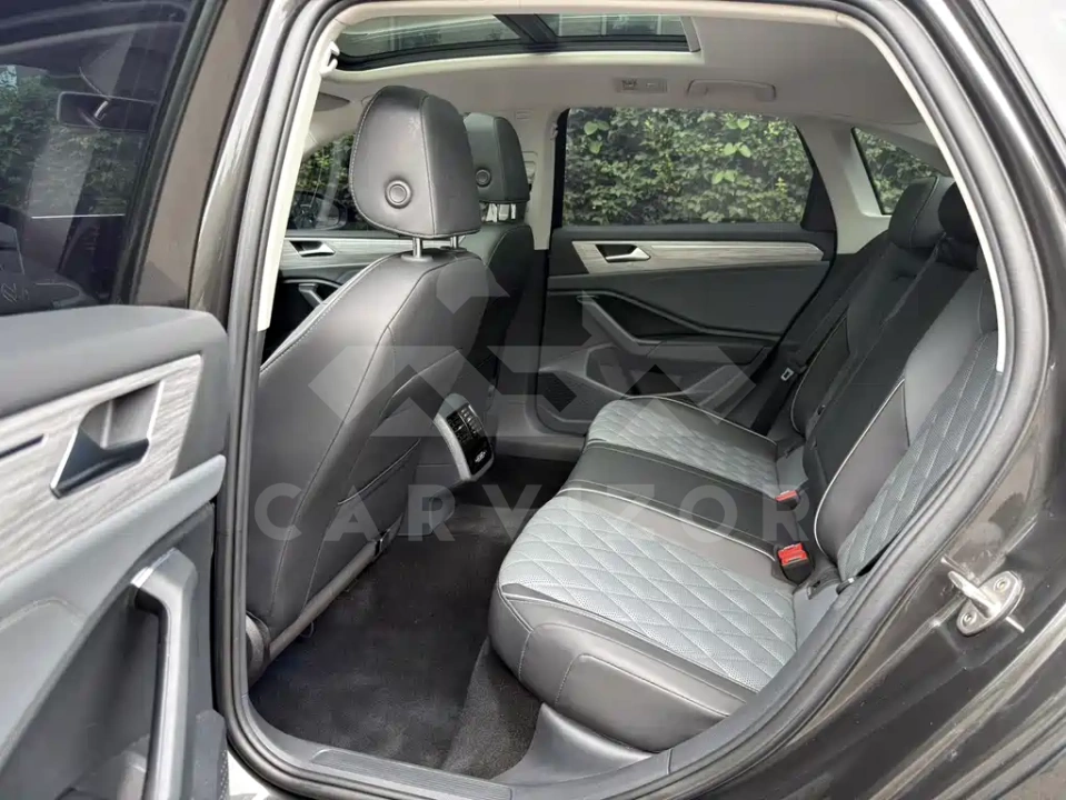 Volkswagen Sagitar