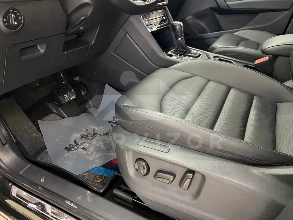 Volkswagen Tharu