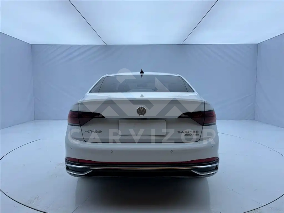 Volkswagen Sagitar