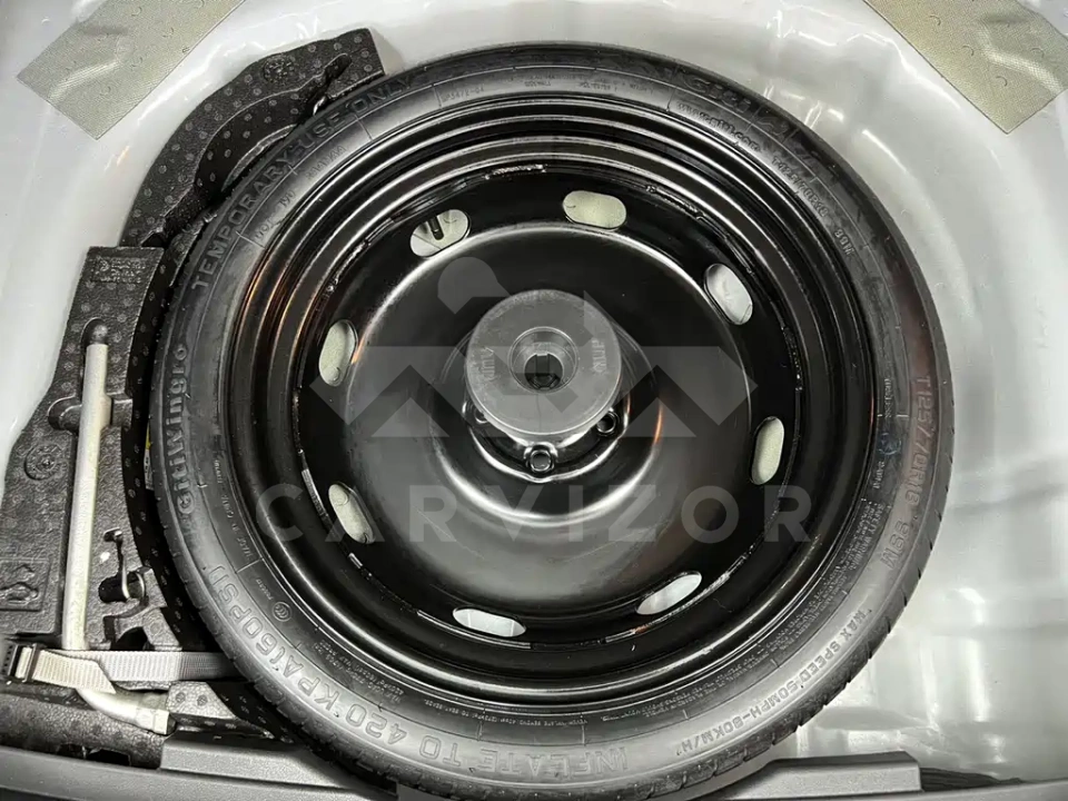 Volkswagen Tharu