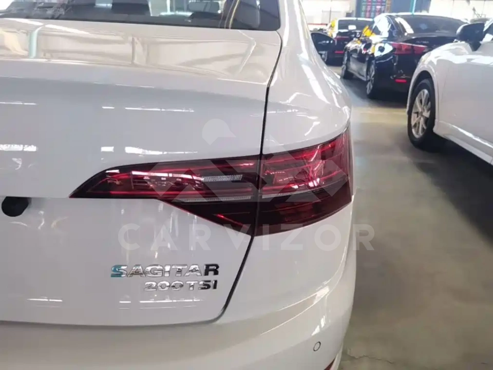 Volkswagen Sagitar