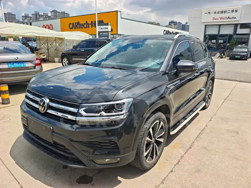 Volkswagen Tharu