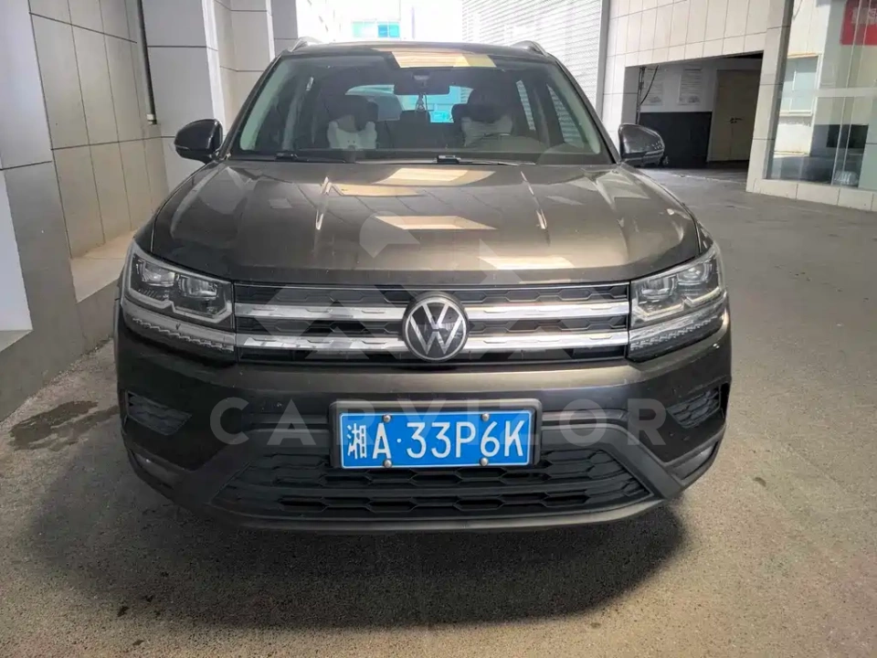 Volkswagen Tharu