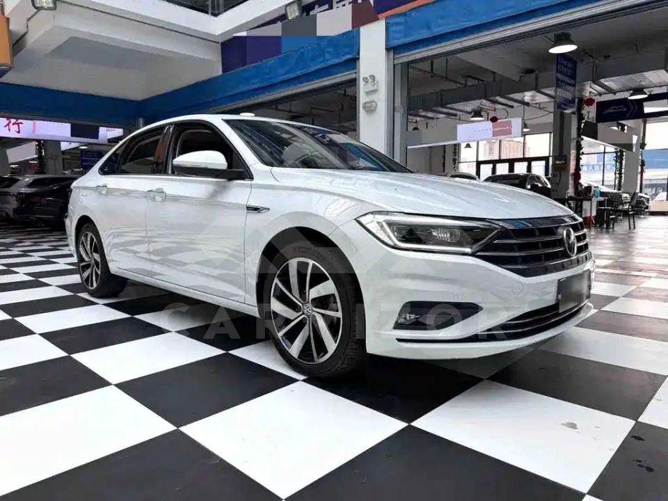 Volkswagen Sagitar
