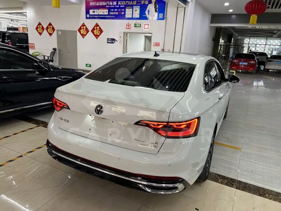 Volkswagen Sagitar