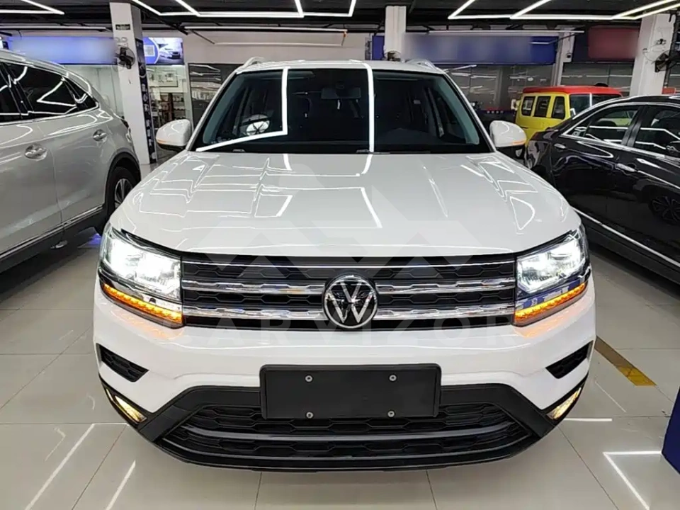 Volkswagen Tharu