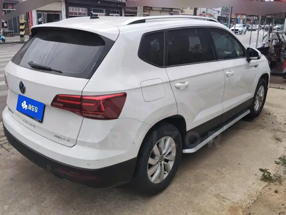 Volkswagen Tharu