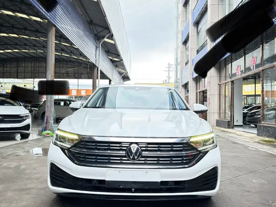 Volkswagen Sagitar