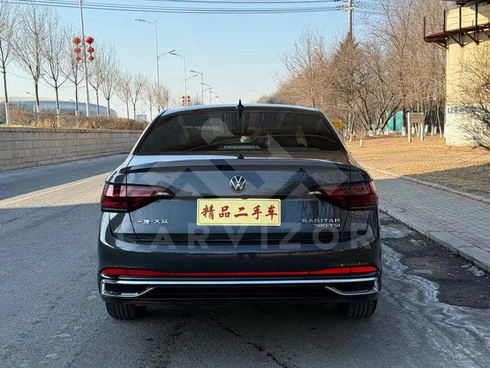 Volkswagen Sagitar