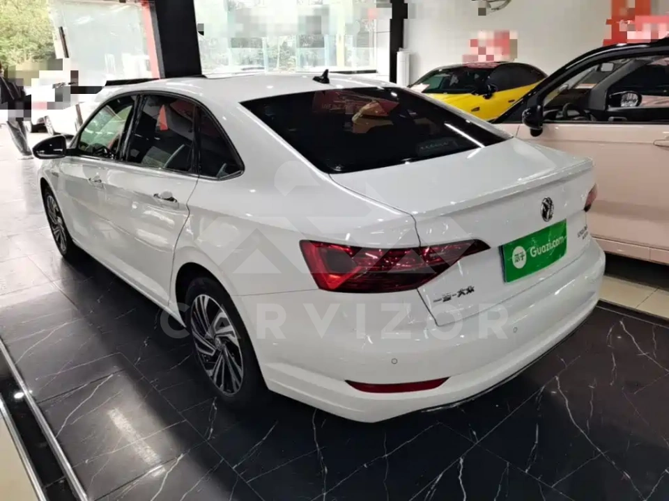 Volkswagen Sagitar