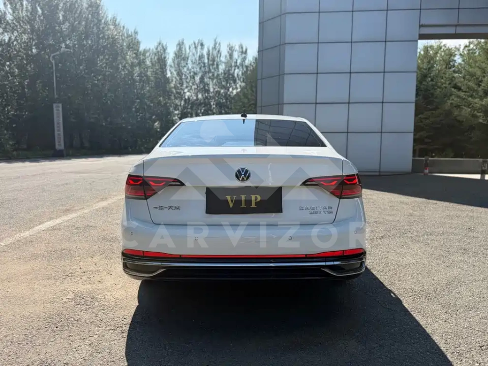 Volkswagen Sagitar