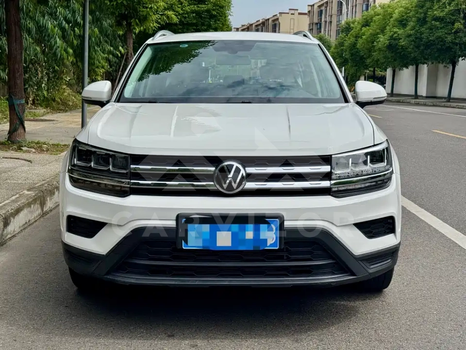 Volkswagen Tharu