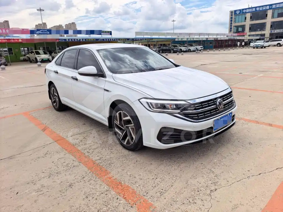 Volkswagen Sagitar