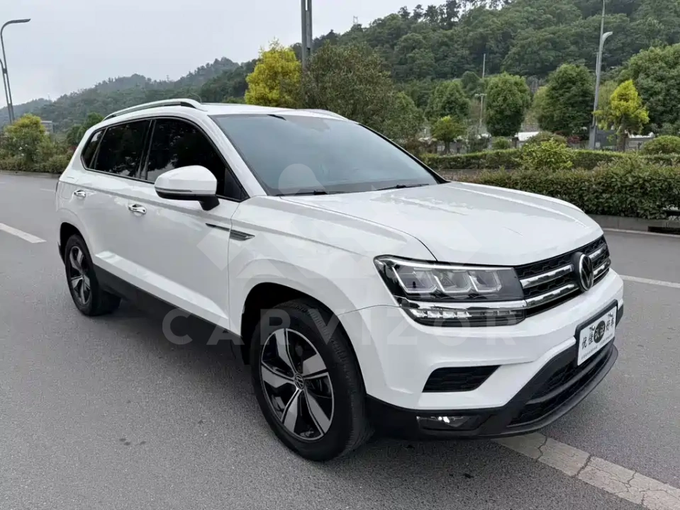 Volkswagen Tharu
