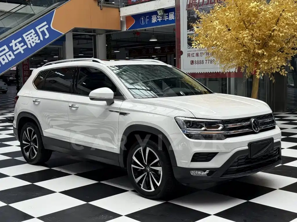 Volkswagen Tharu