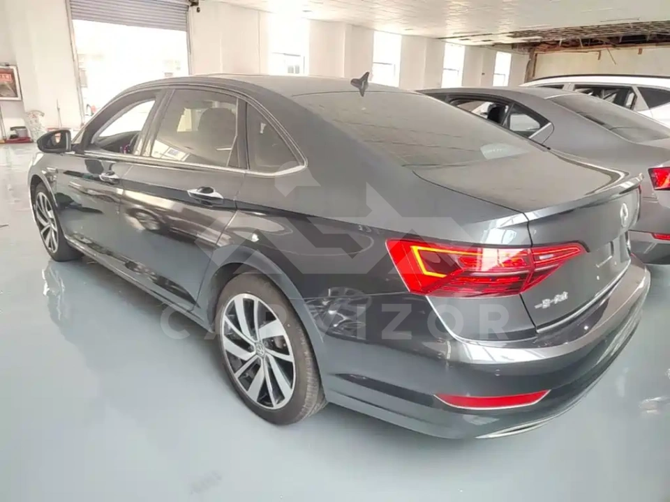 Volkswagen Sagitar