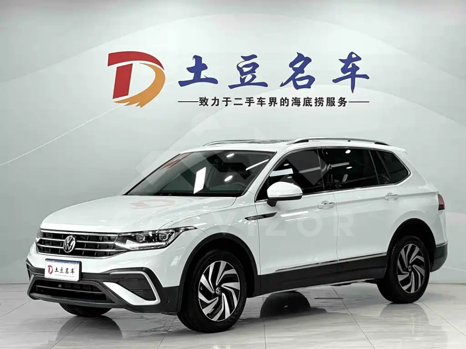 Volkswagen Tiguan L