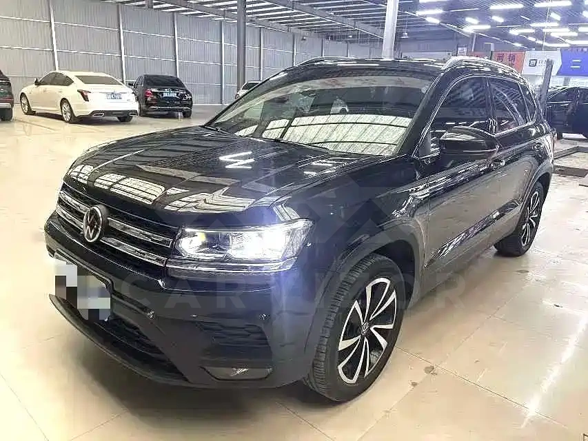 Volkswagen Tharu