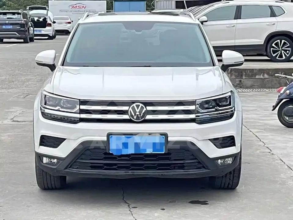 Volkswagen Tharu