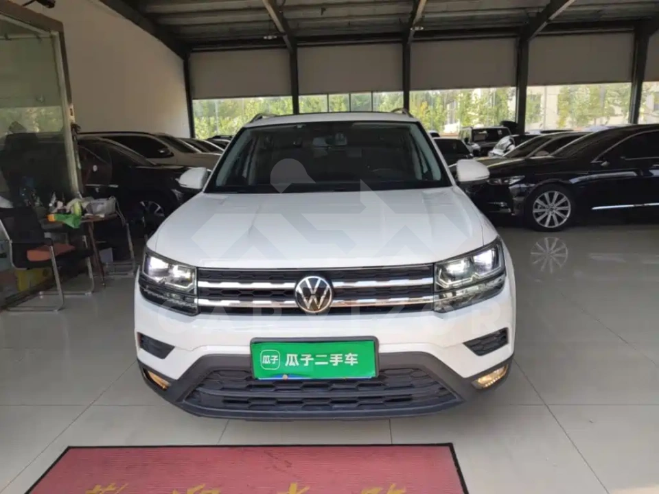 Volkswagen Tharu