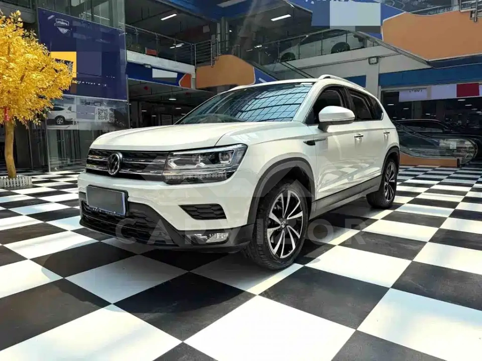 Volkswagen Tharu