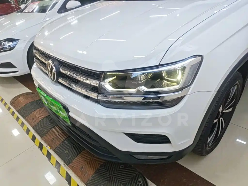 Volkswagen Tharu