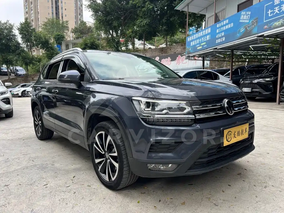 Volkswagen Tharu