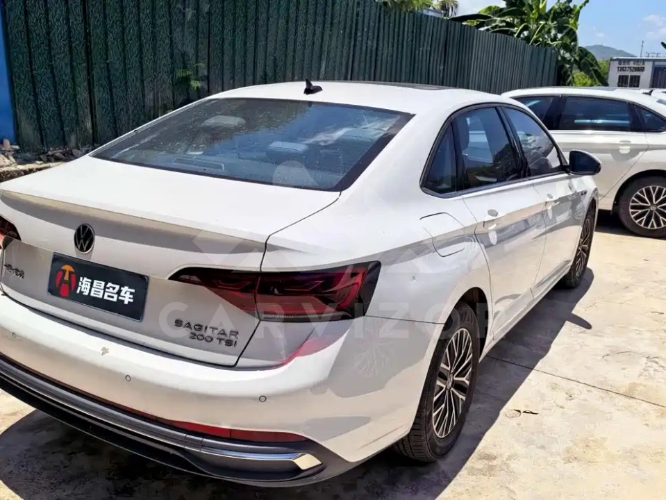 Volkswagen Sagitar