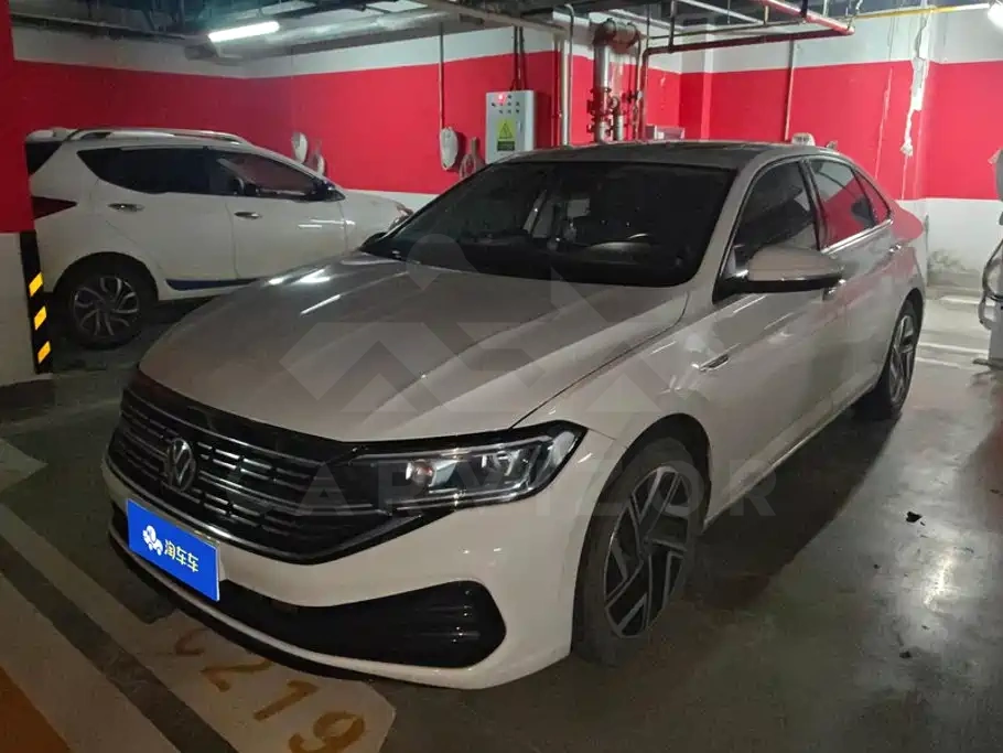 Volkswagen Sagitar