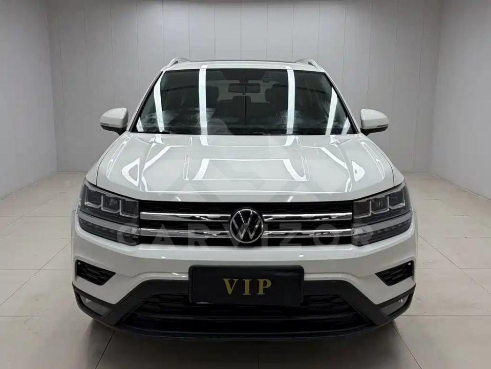 Volkswagen Tharu