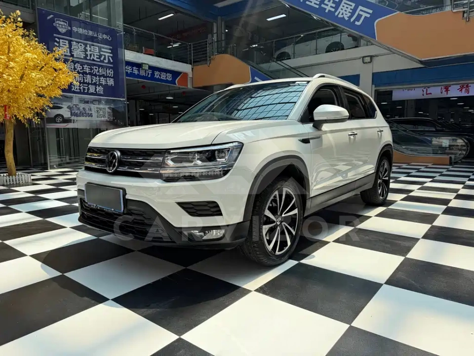 Volkswagen Tharu