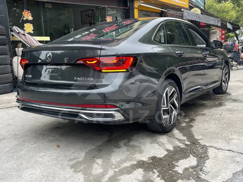 Volkswagen Sagitar