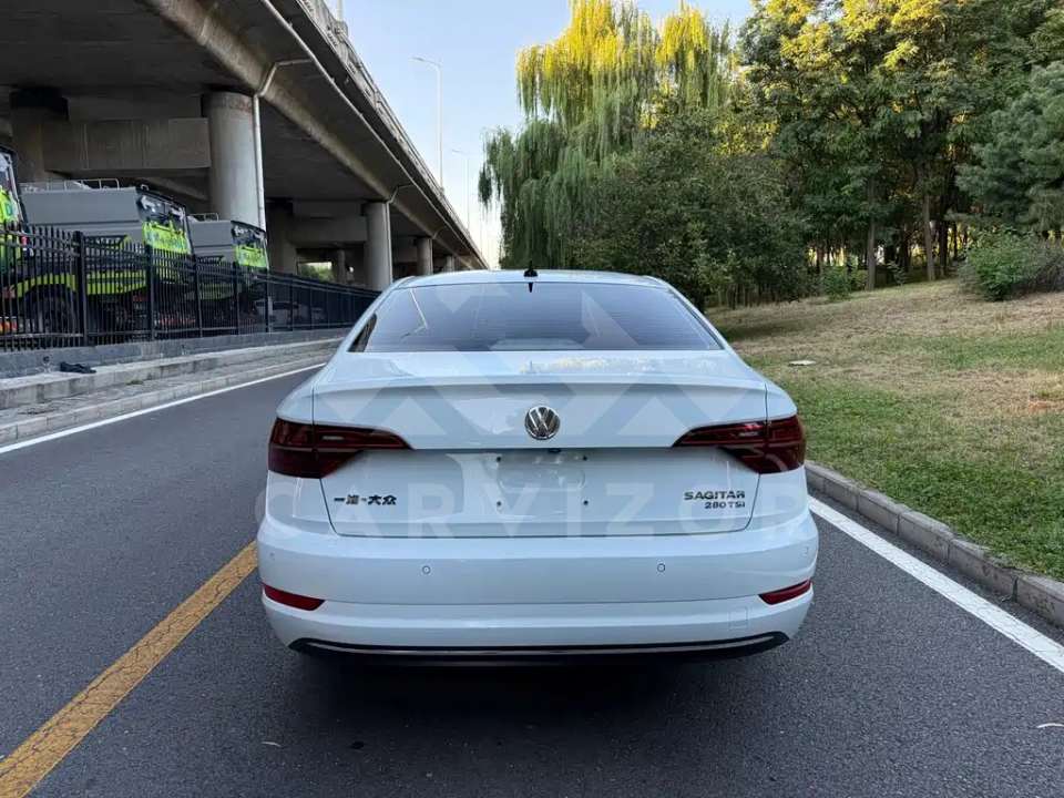 Volkswagen Sagitar